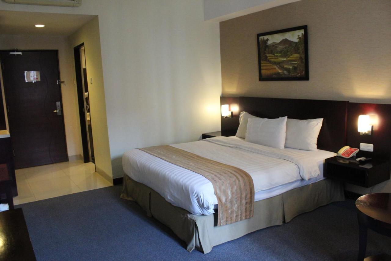 Asialink Premier Karawang Exterior photo