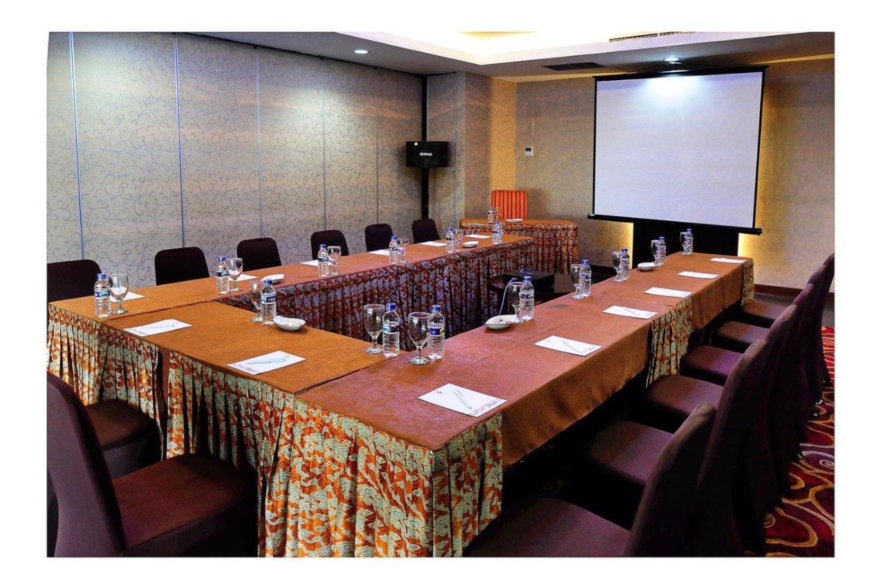 Asialink Premier Karawang Exterior photo