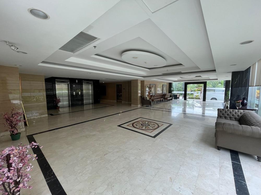 Asialink Premier Karawang Exterior photo
