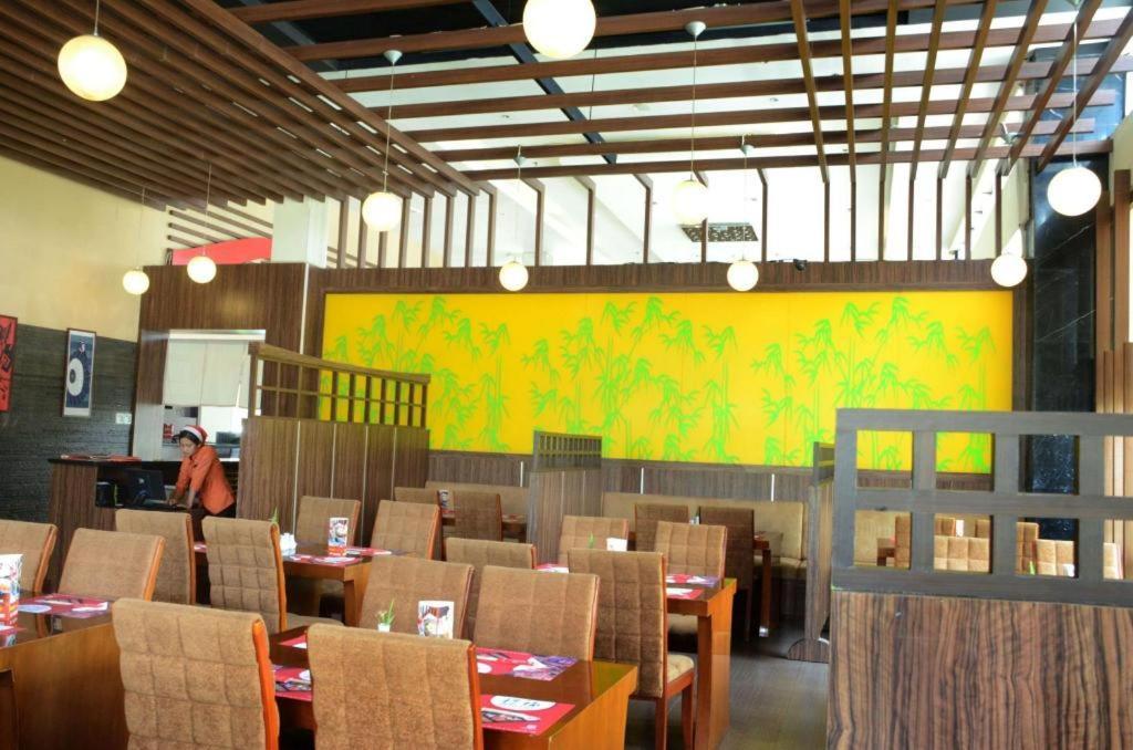 Asialink Premier Karawang Exterior photo