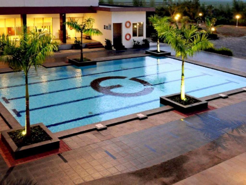 Asialink Premier Karawang Exterior photo