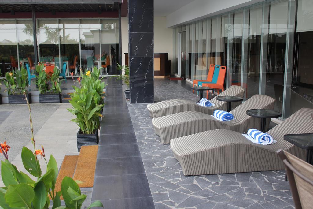Asialink Premier Karawang Exterior photo
