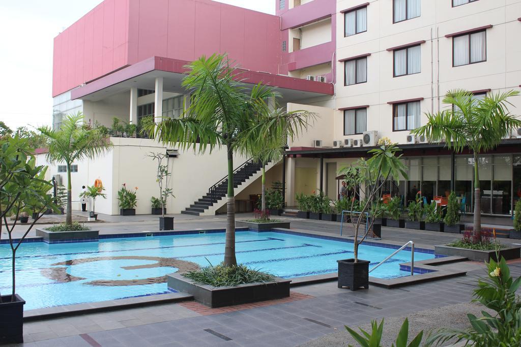 Asialink Premier Karawang Exterior photo