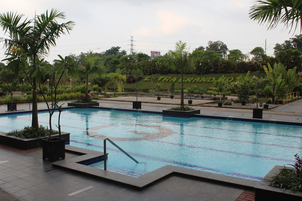 Asialink Premier Karawang Exterior photo